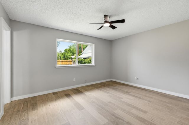 1909 Schumac Lane, Bedford, TX 76022