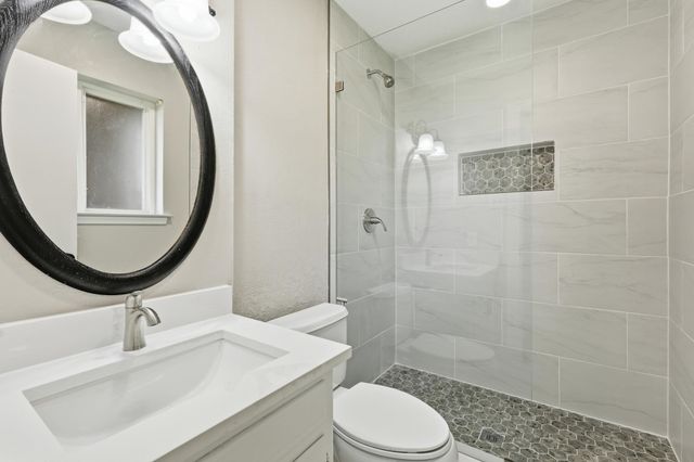 1909 Schumac Lane, Bedford, TX 76022