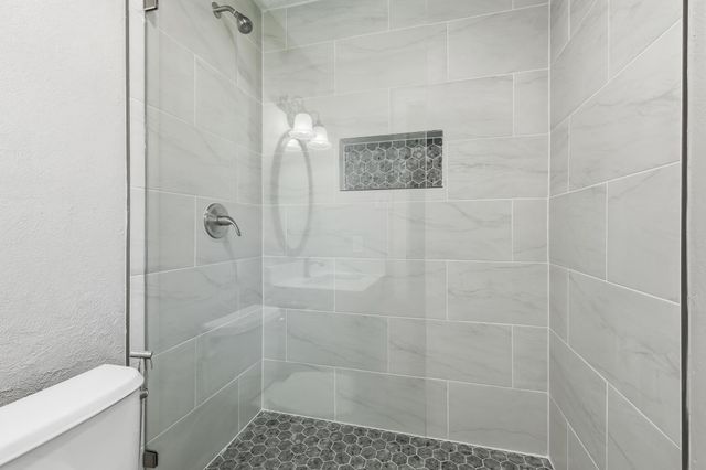 1909 Schumac Lane, Bedford, TX 76022