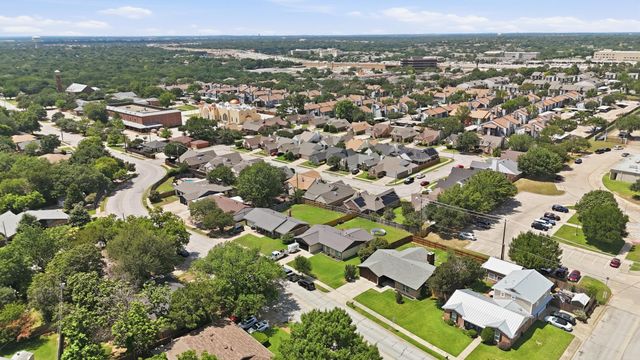 1909 Schumac Lane, Bedford, TX 76022