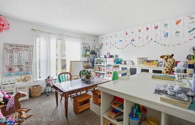 11077 JENNY WREN Road, Brooksville, FL 34614