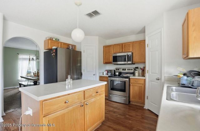 11077 JENNY WREN Road, Brooksville, FL 34614