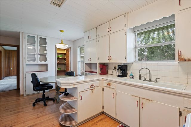6302 Olson Lane, Pasadena, TX 77505