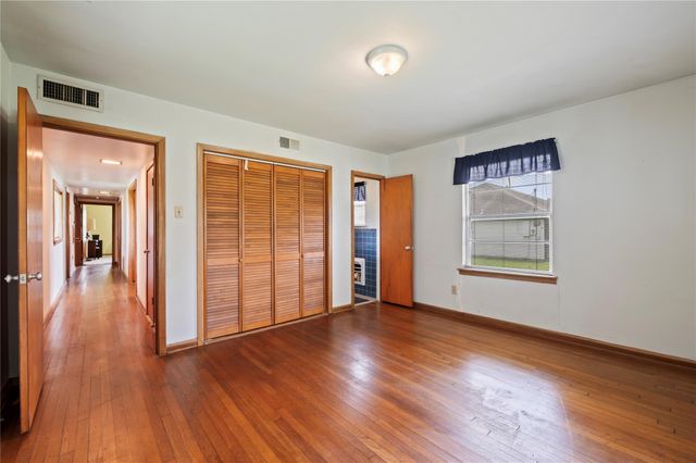 6302 Olson Lane, Pasadena, TX 77505