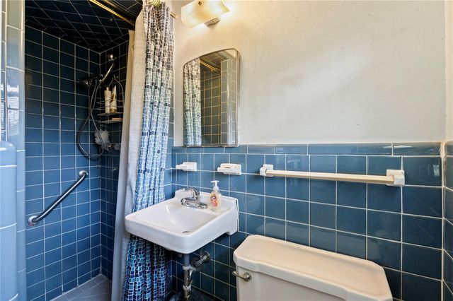 6302 Olson Lane, Pasadena, TX 77505