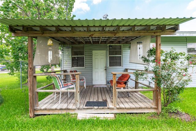 6302 Olson Lane, Pasadena, TX 77505