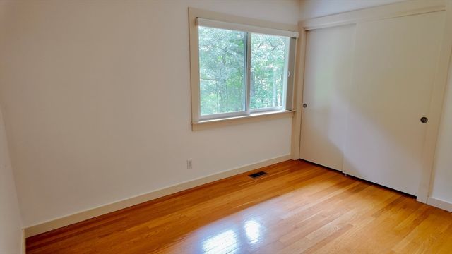 14 Overlook Dr, Weston, MA 02493