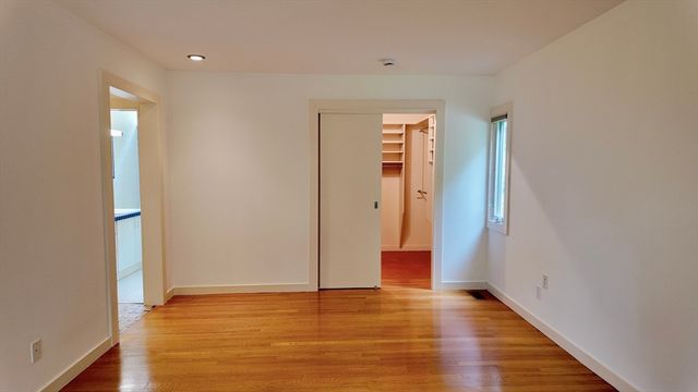 14 Overlook Dr, Weston, MA 02493