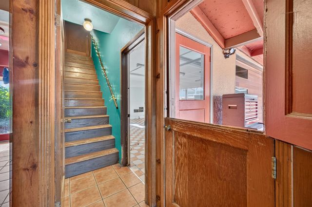 2218 N Arthur Avenue, Fresno, CA 93705