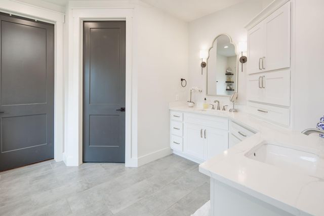 1210 Walton Drive, College Station, TX 77840