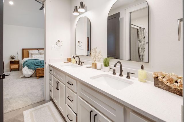 1210 Walton Drive, College Station, TX 77840