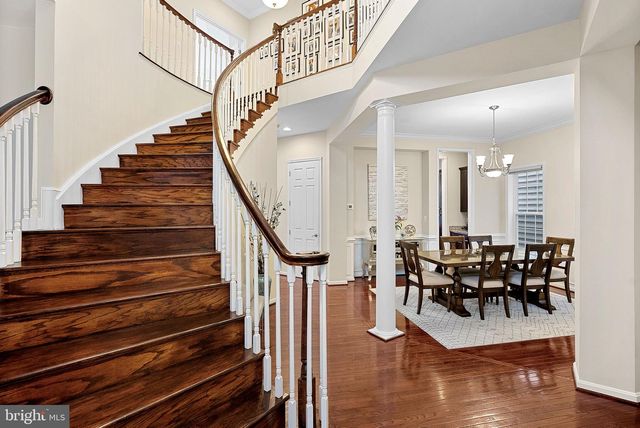 2467 CYPRESS GREEN LN, Herndon, VA 20171