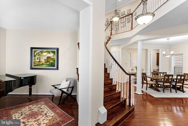 2467 CYPRESS GREEN LN, Herndon, VA 20171