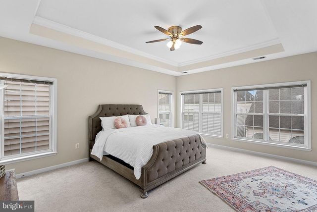 2467 CYPRESS GREEN LN, Herndon, VA 20171