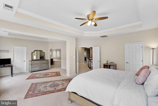 2467 CYPRESS GREEN LN, Herndon, VA 20171