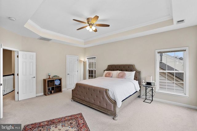 2467 CYPRESS GREEN LN, Herndon, VA 20171