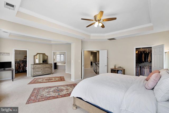 2467 CYPRESS GREEN LN, Herndon, VA 20171