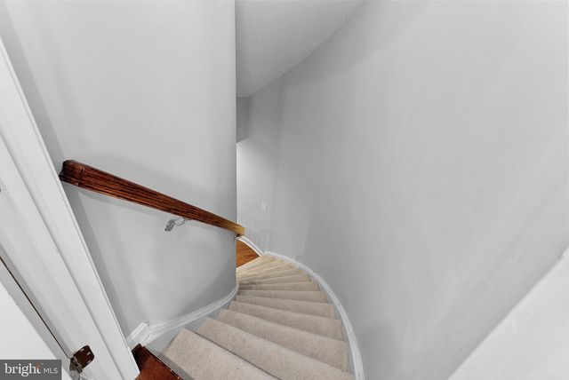 2467 CYPRESS GREEN LN, Herndon, VA 20171