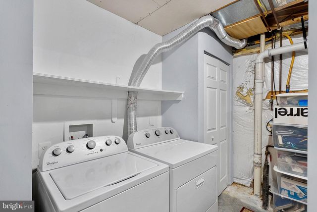 2467 CYPRESS GREEN LN, Herndon, VA 20171