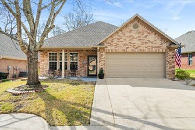 5804 Cross Creek Circle, Tyler, TX 75703