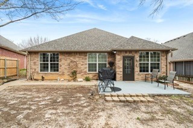 5804 Cross Creek Circle, Tyler, TX 75703