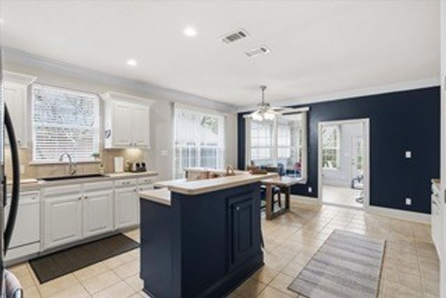 5804 Cross Creek Circle, Tyler, TX 75703