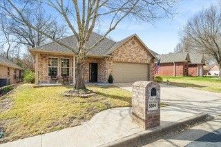 5804 Cross Creek Circle, Tyler, TX 75703