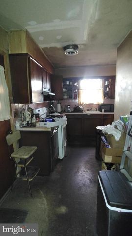 100 LOGAN AVE, Glenside, PA 19038