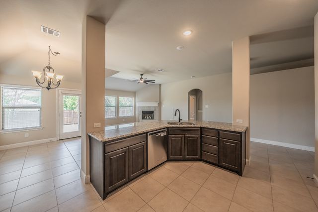 5905 Scottsdale Lane, Fort Worth, TX 76179