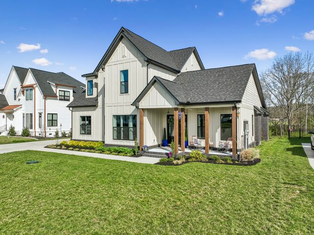 6825 Springwater St, Smyrna, TN 37167