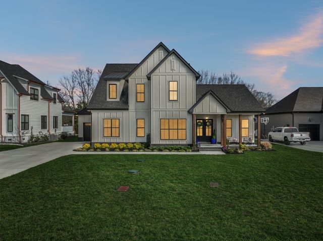 6825 Springwater St, Smyrna, TN 37167