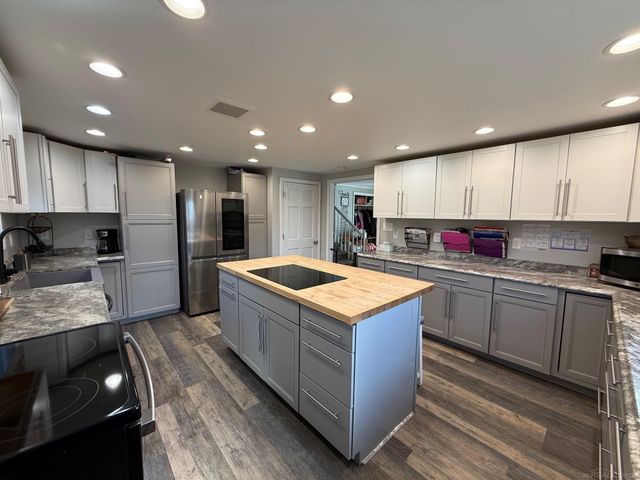 3288 Metcalf Road, Burtchville Twp, MI 48059