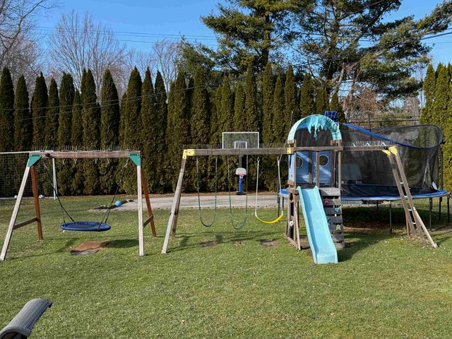 3288 Metcalf Road, Burtchville Twp, MI 48059