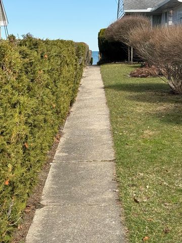 3288 Metcalf Road, Burtchville Twp, MI 48059