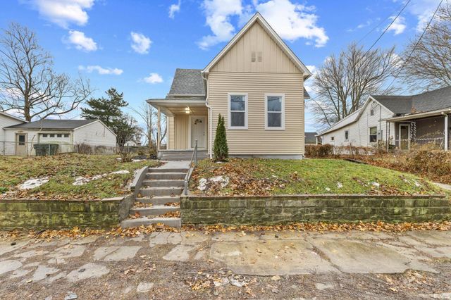 313 W 10Th Street, Muncie, IN 47302