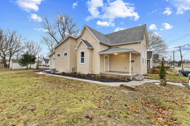 313 W 10Th Street, Muncie, IN 47302