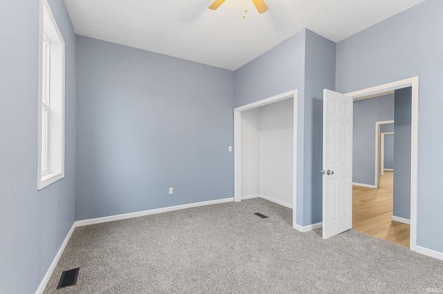 313 W 10Th Street, Muncie, IN 47302