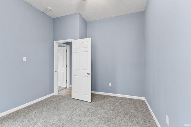 313 W 10Th Street, Muncie, IN 47302