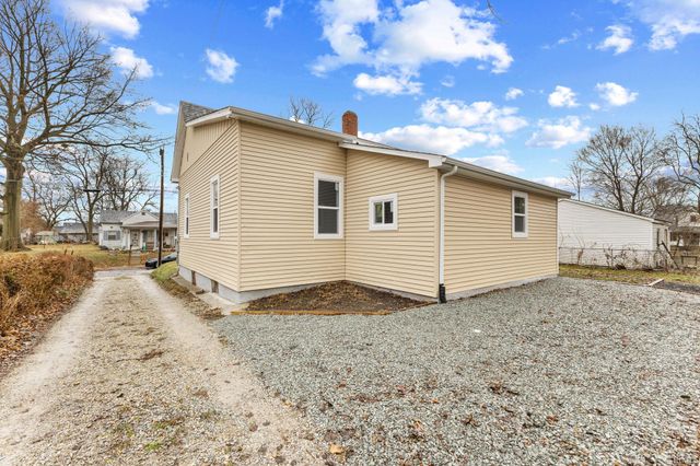 313 W 10Th Street, Muncie, IN 47302