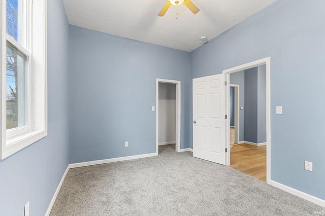 313 W 10Th Street, Muncie, IN 47302