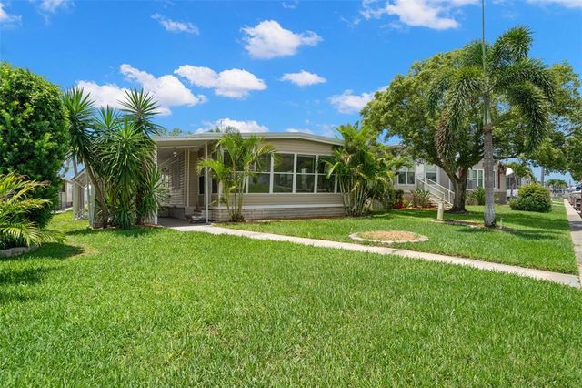 6833 MOUNT ORANGE DRIVE NE 392, St Petersburg, FL 33702