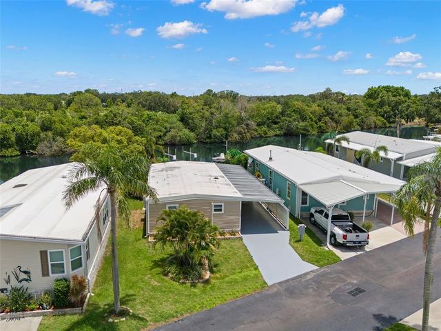6833 MOUNT ORANGE DRIVE NE 392, St Petersburg, FL 33702