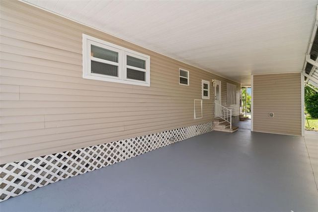 6833 MOUNT ORANGE DRIVE NE 392, St Petersburg, FL 33702
