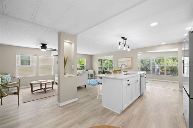 6833 MOUNT ORANGE DRIVE NE 392, St Petersburg, FL 33702