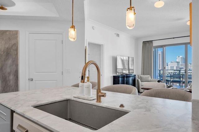 1209 E CUMBERLAND AVENUE 804, Tampa, FL 33602