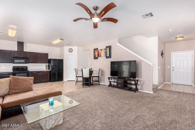 7022 W MERCER Lane, Peoria, AZ 85345