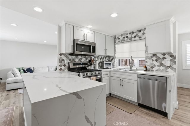 2109 Curtis Avenue A, Redondo Beach, CA 90278