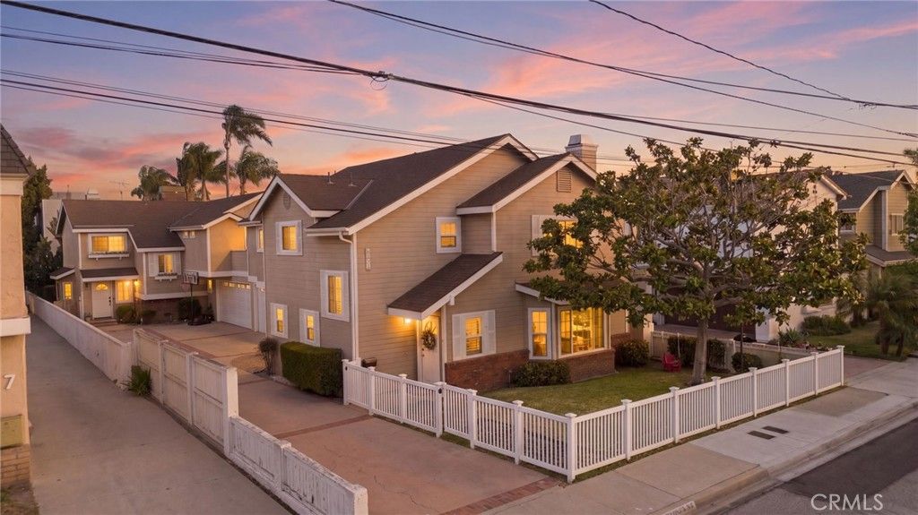 2109 Curtis Avenue A, Redondo Beach, CA 90278