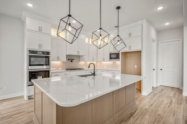 1719 Cathedral Bend Drive, Missouri City, TX 77459