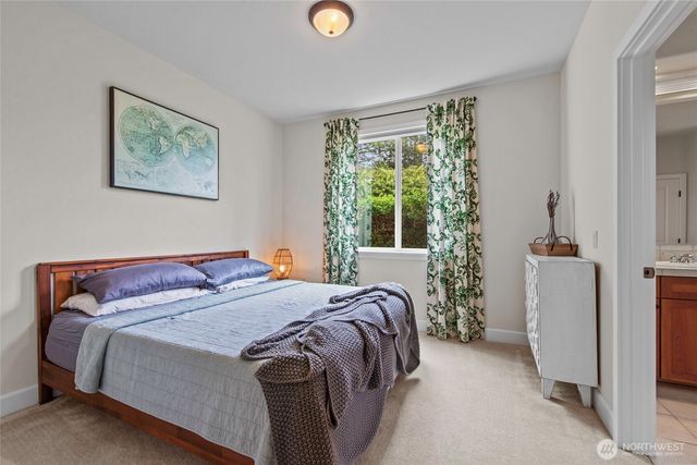 9306 Milburn Loop SE, Olympia, WA 98513